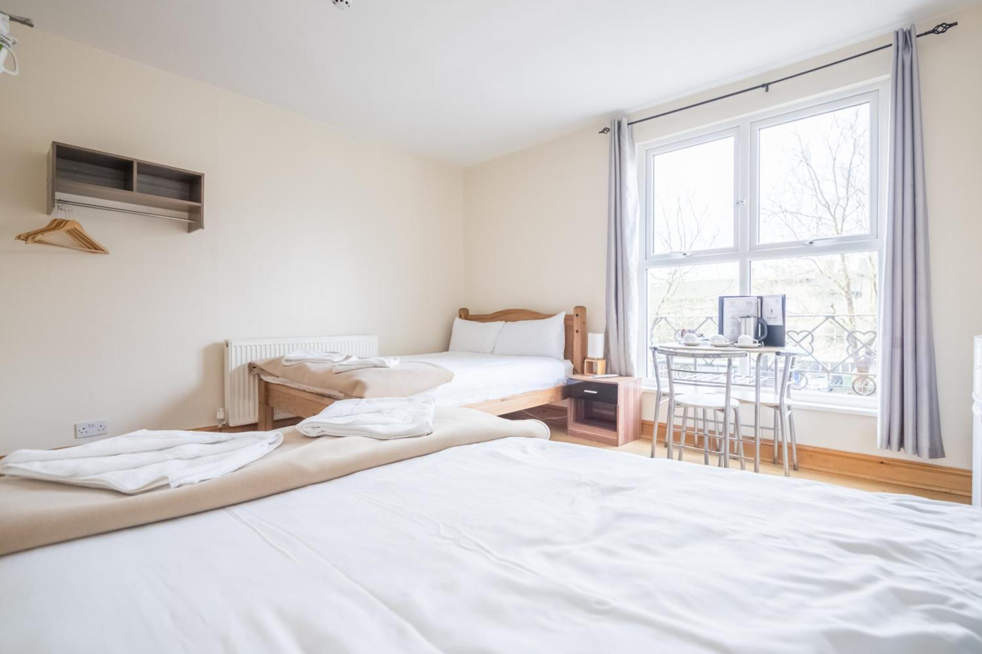 Rasa Sayang House - Self-Check-In Guesthouse Oxford Bagian luar foto