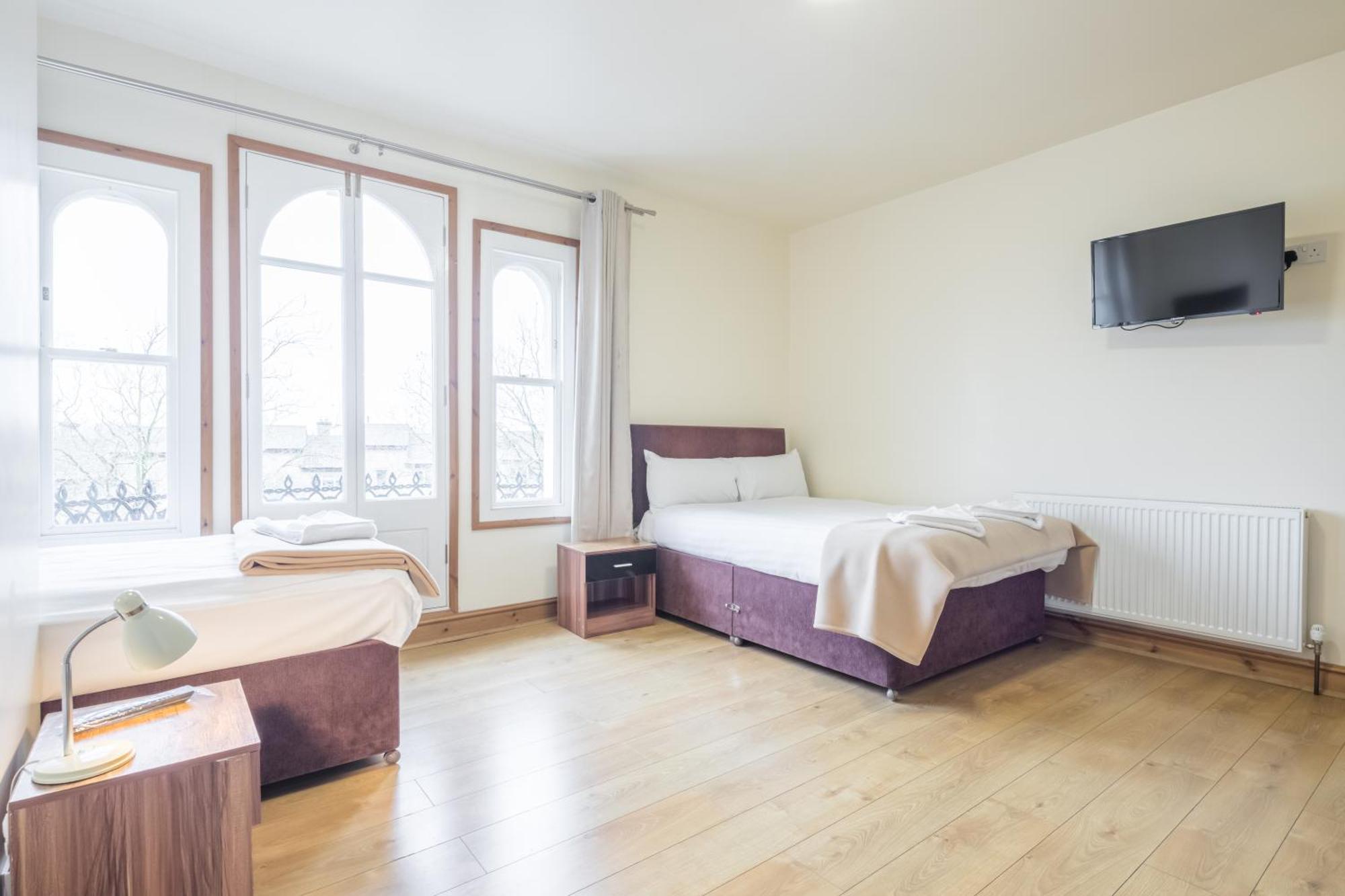 Rasa Sayang House - Self-Check-In Guesthouse Oxford Bagian luar foto