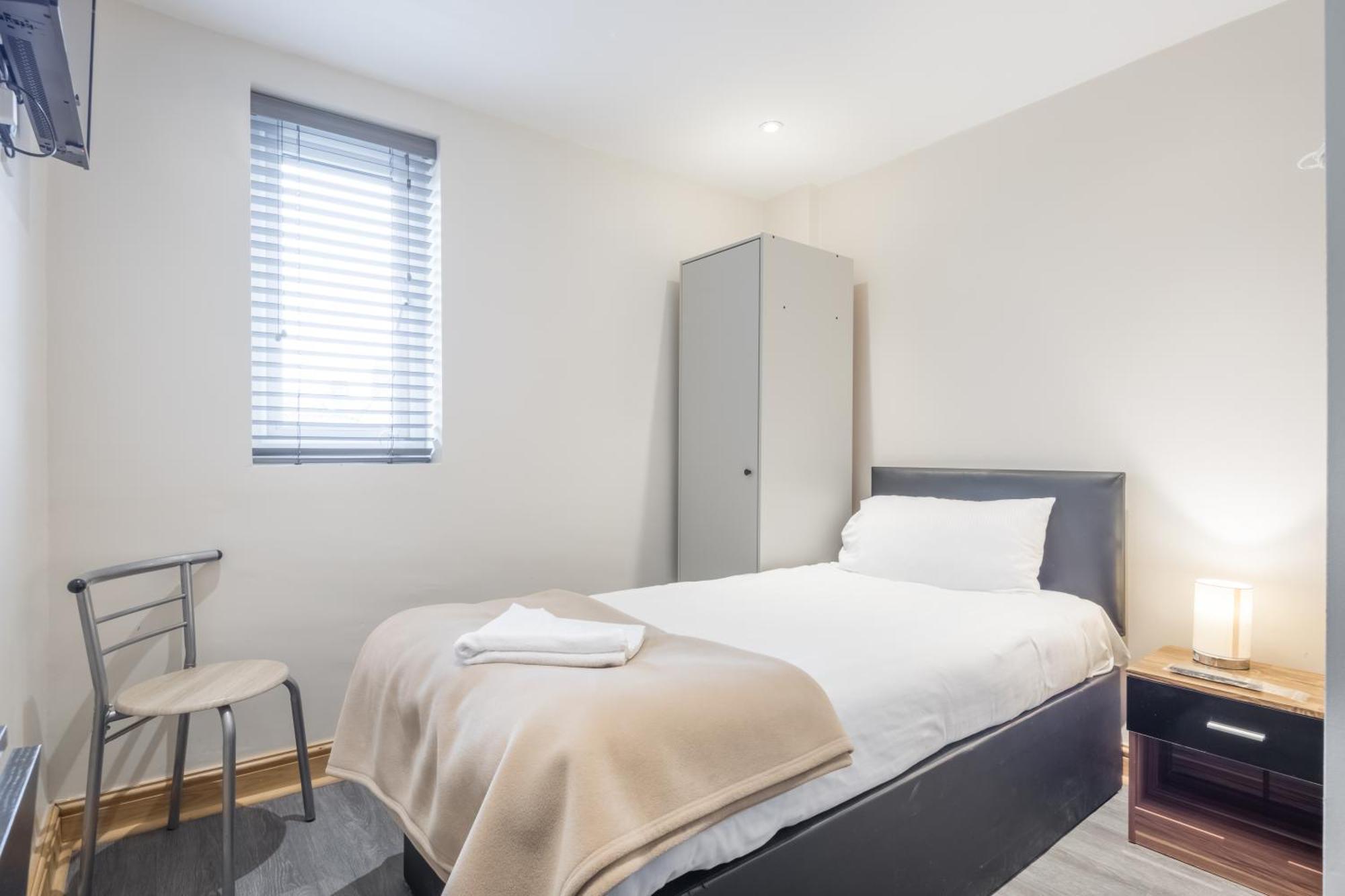 Rasa Sayang House - Self-Check-In Guesthouse Oxford Bagian luar foto