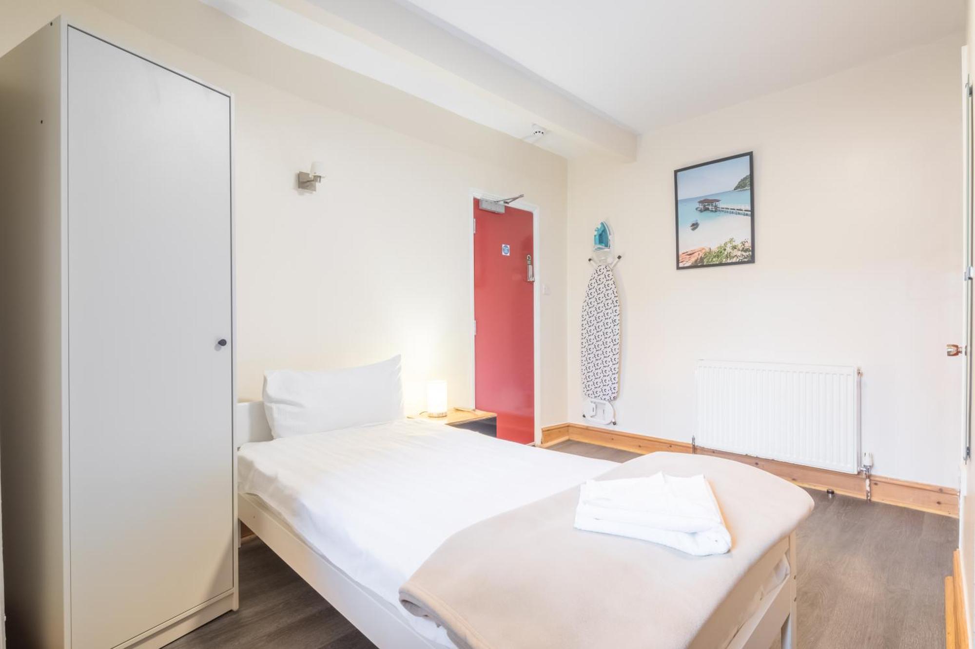 Rasa Sayang House - Self-Check-In Guesthouse Oxford Bagian luar foto