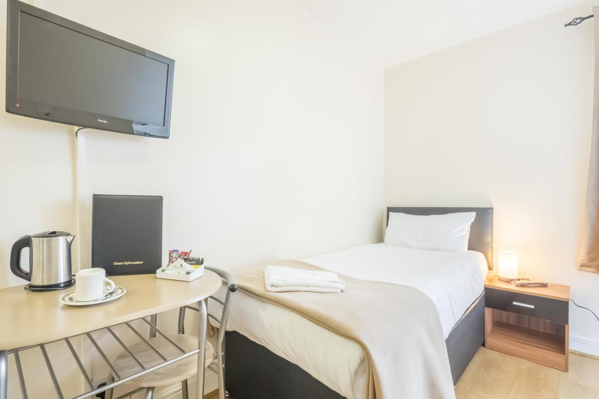 Rasa Sayang House - Self-Check-In Guesthouse Oxford Bagian luar foto