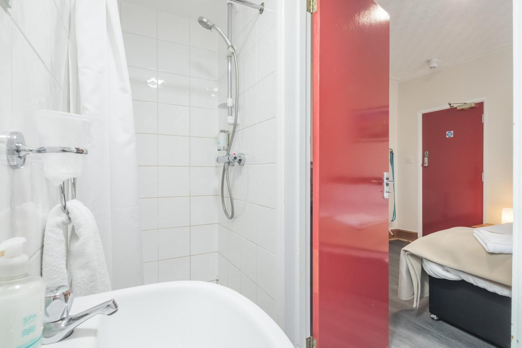 Rasa Sayang House - Self-Check-In Guesthouse Oxford Bagian luar foto