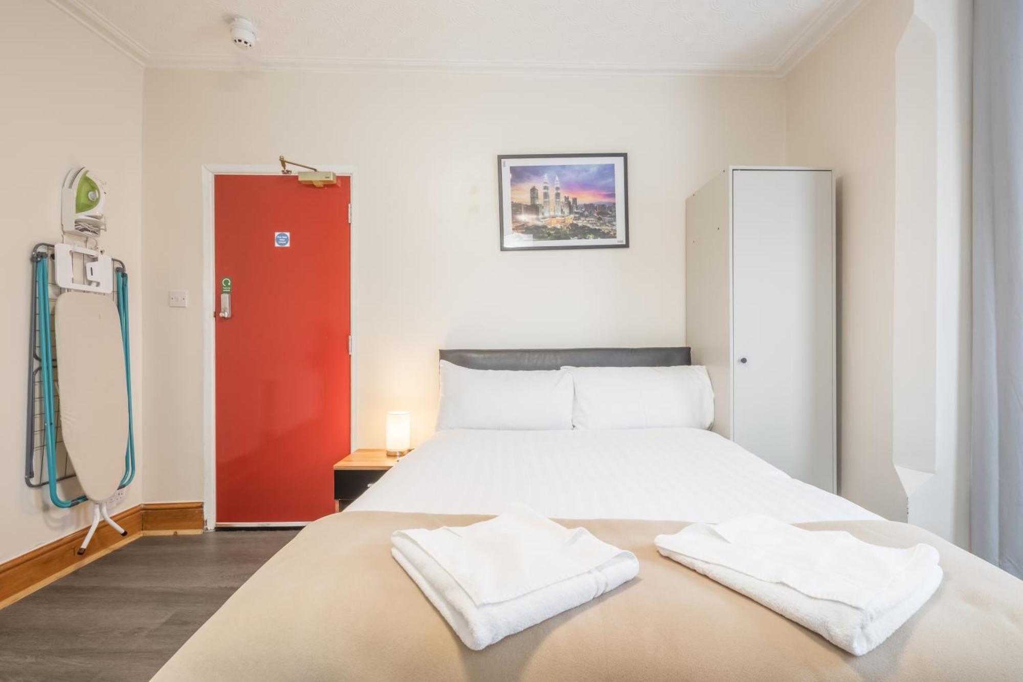 Rasa Sayang House - Self-Check-In Guesthouse Oxford Bagian luar foto